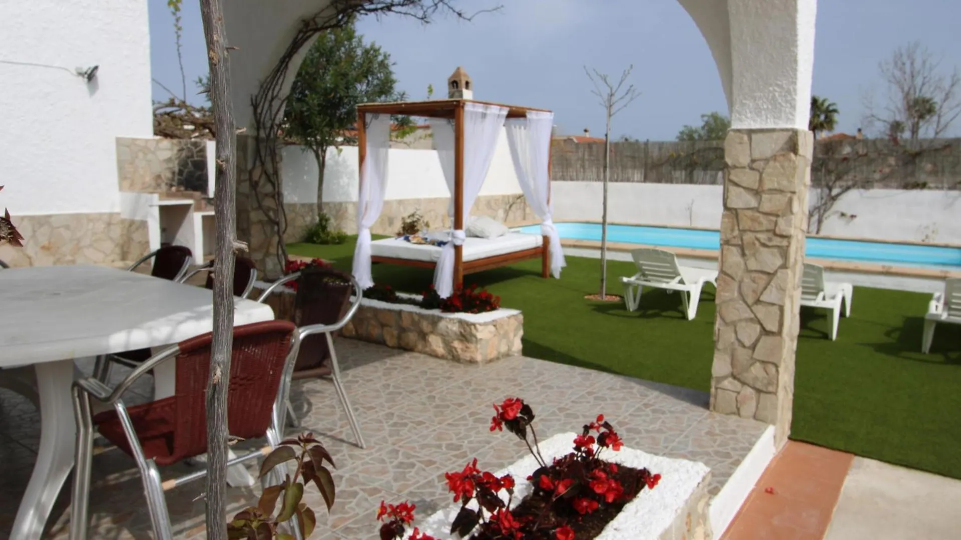 Holiday home Casa Cerca Del Mar Con Piscina Privada, Wifi Gratuito, Aire Acondicionado Opcional Y Se Admiten Mascotas - Es-184-7 Riumar