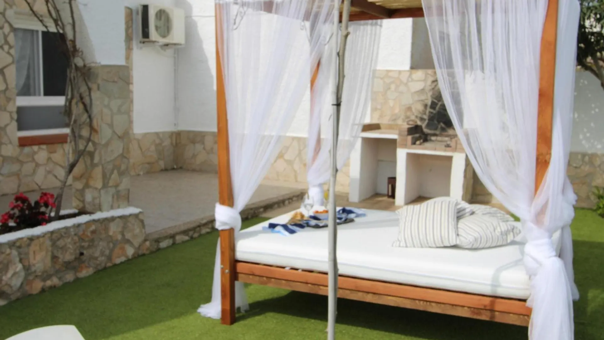 Holiday home Casa Cerca Del Mar Con Piscina Privada, Wifi Gratuito, Aire Acondicionado Opcional Y Se Admiten Mascotas - Es-184-7 Riumar Spain